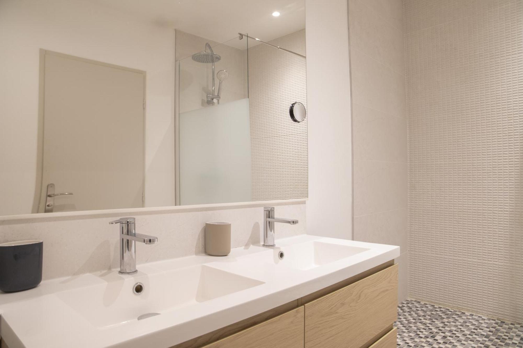 La Comedie, De Charme Apartment